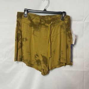 JOY lab size XL yellow tie dyed shorts!